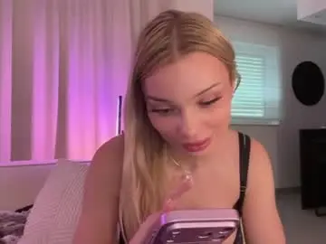 Hannaxlovex  live sex cam