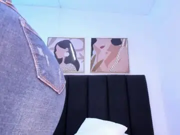 Kayla_adams  live sex cam