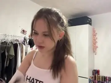 Kaylawulfing  live sex cam