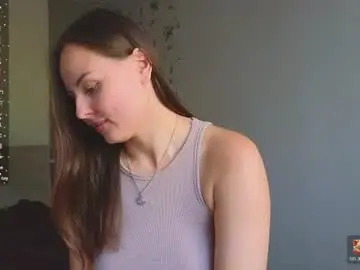Marrymiles  live sex cam