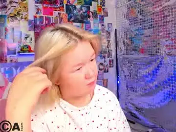 Mia_ferd  live sex cam