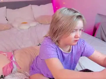 Mia_ferd  live sex cam