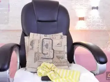 Millie_brown21  live sex cam