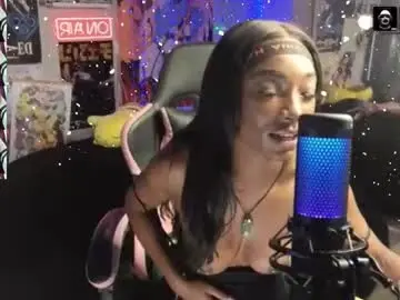 Niviawolfe  live sex cam