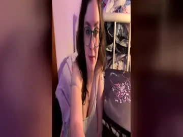 Spaceyyybaby  live sex cam