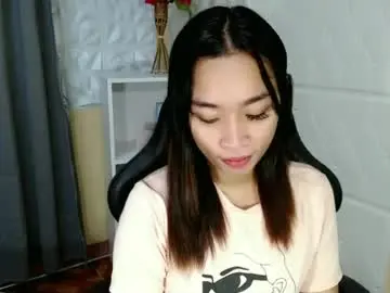 Tricia_slut  live sex cam