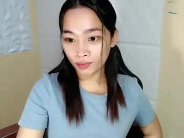 Tricia_slut  live sex cam