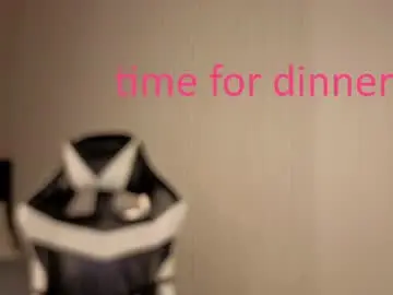 Valenora1  live sex cam