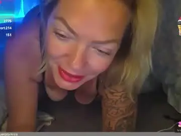 Yogimilflover  live sex cam