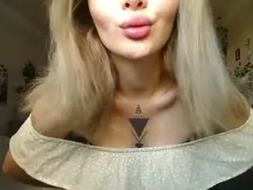 Astra_meow246  live sex cam