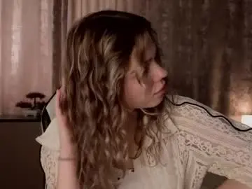 Chasidygrandmaison  live sex cam