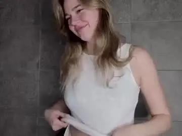 Chasidygrandmaison  live sex cam