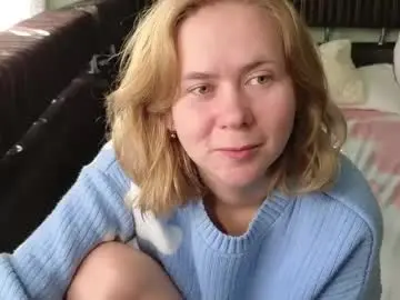 Chloe_roo  live sex cam
