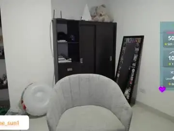 Elaine_sun  live sex cam