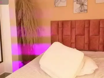 Emmy_danielss  live sex cam