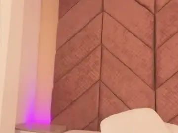 Emmy_danielss  live sex cam