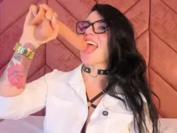 Emmy_danielss  live sex cam