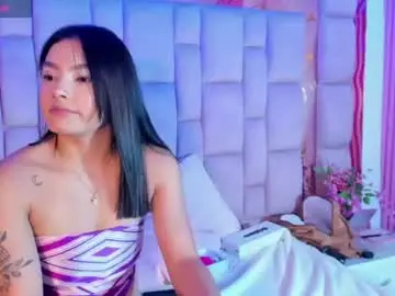 Gisell_squirt  live sex cam