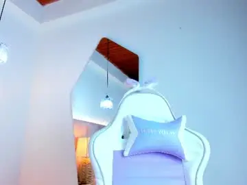 Juliia01  live sex cam