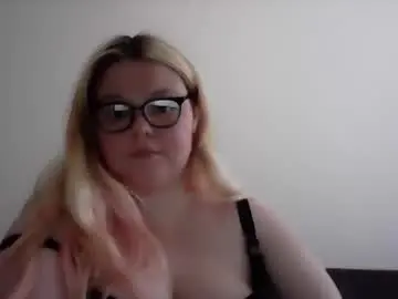 Ladysoutherncal  live sex cam