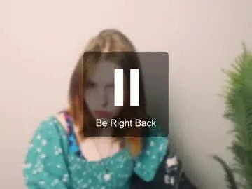 Misaki_chan_  live sex cam