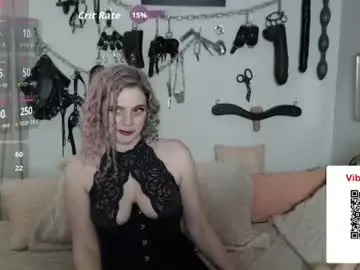 Mohawkmischief  live sex cam