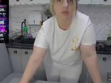 Mojjo_erika  live sex cam