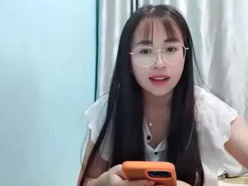 Ninaa202  live sex cam