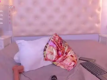 Ninaavelvett  live sex cam
