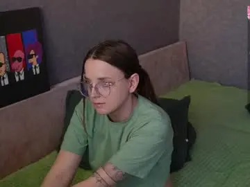 Violetwin  live sex cam