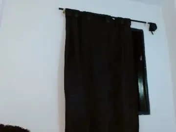 Annyrosse0  live sex cam