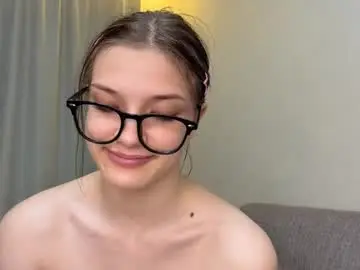 Ardisparty  live sex cam