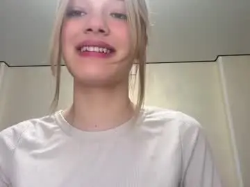 Ardisparty  live sex cam