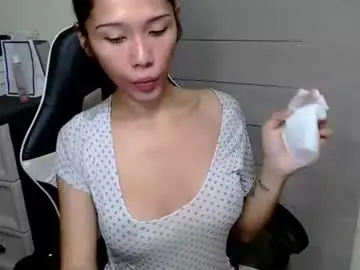 Atheena_charm  live sex cam