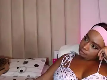 Britanymooree  live sex cam