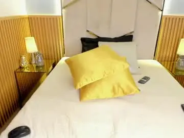 Britanymooree  live sex cam