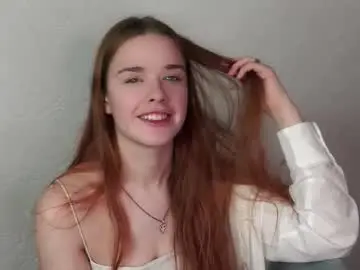 Carlylino  live sex cam