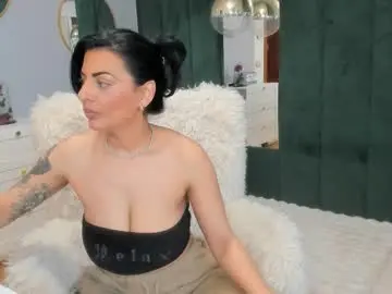 Elisabaxter  live sex cam