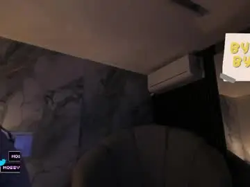 Katemoss70  live sex cam