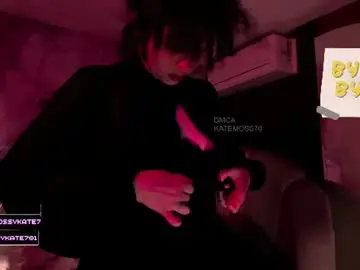Katemoss70  live sex cam
