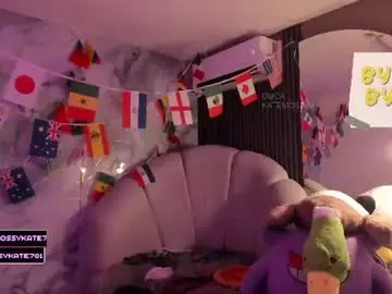 Katemoss70  live sex cam