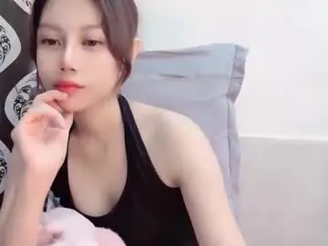 Luccypd  live sex cam