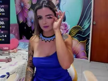 Mia_bigtits_17  live sex cam