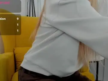 Miissblonde  live sex cam