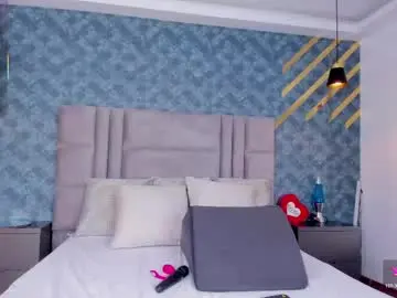 Niiamoore_  live sex cam