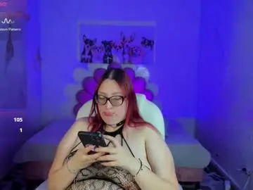 Niickyjones  live sex cam