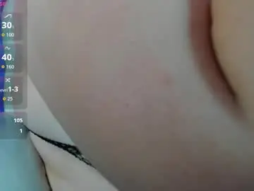 Niickyjones  live sex cam