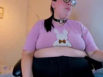 Niickyjones  live sex cam