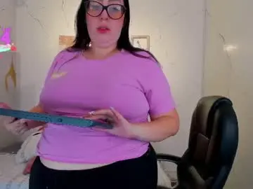 Niickyjones  live sex cam
