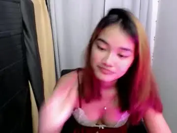 Pornstar_kia  live sex cam